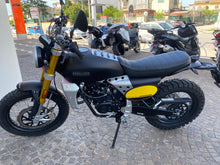 Carica l&#39;immagine nel visualizzatore di Gallery, FANTIC CABALLERO 125 SCRAMBLER - 2024 - KM 612