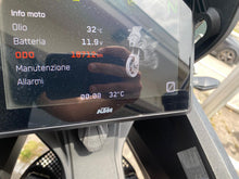Carica l'immagine nel visualizzatore di Gallery, KTM 1290 SUPER ADVENTURE S - 2021 - KM 18712