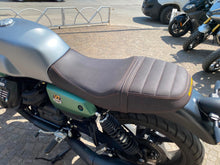 Carica l'immagine nel visualizzatore di Gallery, MOTO GUZZI V7 STONE CENTENARIO - 2022 - KM 17256