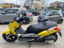 Carica l&#39;immagine nel visualizzatore di Gallery, YAMAHA X MAX 250 - 2006 - KM 45504