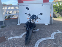 Carica l'immagine nel visualizzatore di Gallery, MOTO GUZZI V7 III STONE - 2018 - KM 17723