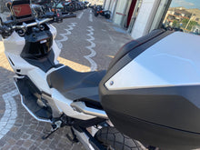Carica l'immagine nel visualizzatore di Gallery, HONDA X ADV 750 - 2025 - KM 15363