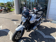 Carica l'immagine nel visualizzatore di Gallery, BMW R 1200 R - 2014 - KM 10995