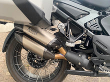Carica l'immagine nel visualizzatore di Gallery, BMW R 1300 GS ADVENTURE TROPHY - 2025 - KM 807