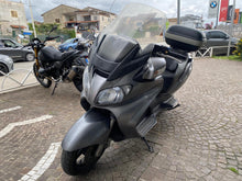 Carica l&#39;immagine nel visualizzatore di Gallery, SUZUKI BURGAM 650 - 2008 - KM 50157