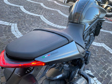 Carica l&#39;immagine nel visualizzatore di Gallery, DUCATI MONSTER 937 + - 2022 - KM 15624