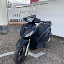 Carica l'immagine nel visualizzatore di Gallery, PIAGGIO MELDEY 150 S - 2024 - KM 4209