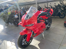 Carica l'immagine nel visualizzatore di Gallery, DUCATI PANIGALE V4 - 2025 - KM 371