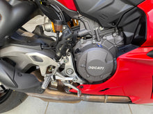 Carica l'immagine nel visualizzatore di Gallery, DUCATI PANIGALE V2 S - 2025 - KM 4392