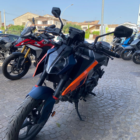 KTM 125 DUKE - 2025 - KM 5990