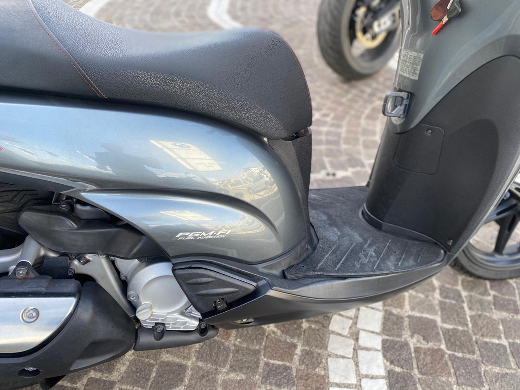 HONDA SH 300 - 2009 - KM 23876