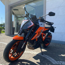 Carica l&#39;immagine nel visualizzatore di Gallery, KTM 1290 SUPER DUKE R - 2023 - KM 23993