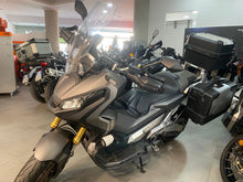 Carica l'immagine nel visualizzatore di Gallery, HONDA X ADV 750 - 2018 - KM 28873