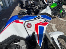 Carica l&#39;immagine nel visualizzatore di Gallery, HONDA AFRICA TWIN 1100 - 2021 - KM 24107
