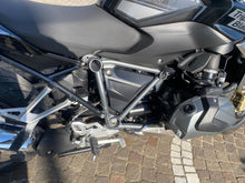 Carica l'immagine nel visualizzatore di Gallery, BMW R 1250 R - 2024 - KM 10987