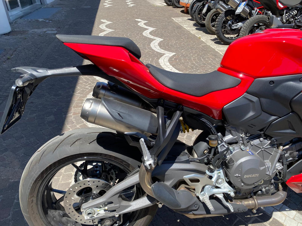 DUCATI STREETFIGHTER V2 - 2026 - KM 381
