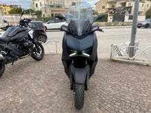 Carica l'immagine nel visualizzatore di Gallery, YAMAHA X MAX 300 TECH MAX - 2023 - KM 13290