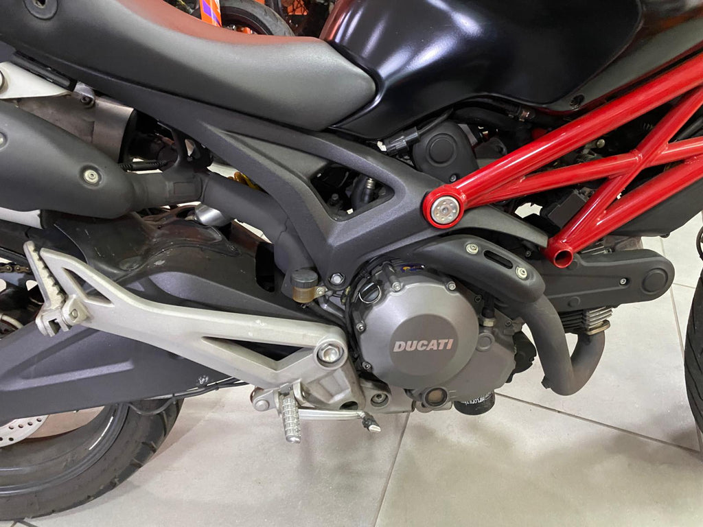 DUCATI MONSTER 696 + - 2010 - KM 46017