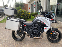 Carica l&#39;immagine nel visualizzatore di Gallery, BENELLI TRK 702 - 2025 - KM 4156