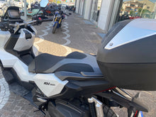 Carica l'immagine nel visualizzatore di Gallery, HONDA ADV 350 - 2024 - KM 6135