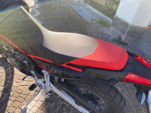 Carica l'immagine nel visualizzatore di Gallery, APRILIA TUAREG 660 - 2026 - KM 1337