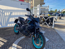 Carica l'immagine nel visualizzatore di Gallery, YAMAHA MT 09 Y AMT - 2024 - KM 5931