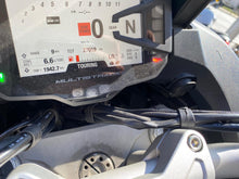 Carica l'immagine nel visualizzatore di Gallery, DUCATI MULTISTRADA V2 S - 2023 - KM 27019