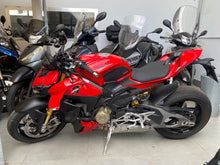 Carica l'immagine nel visualizzatore di Gallery, DUCATI STREETFIGHTER V4 S - 2025 - KM 4808