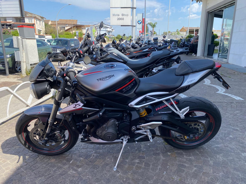TRIUMPH STREET TRIPLE RS - 2018 - KM 30260