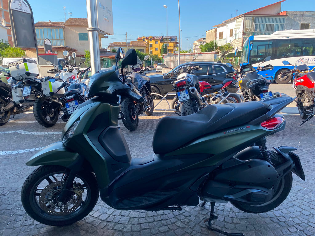 PIAGGIO BEVERLY 300 S - 2022 - KM 12256
