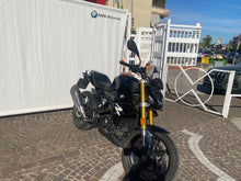 Carica l'immagine nel visualizzatore di Gallery, BMW G 310 R - 2024 - KM 13958