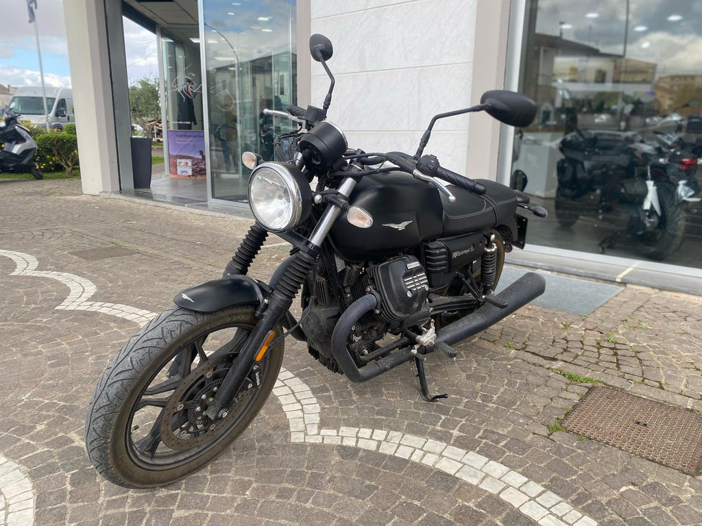 MOTO GUZZI V7 STONE - 2018 - KM 10308