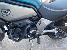 Carica l&#39;immagine nel visualizzatore di Gallery, CF MOTO CLX 700 ADV - 2023 - KM 10597