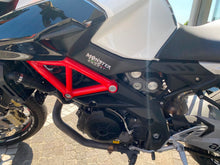 Carica l'immagine nel visualizzatore di Gallery, APRILIA SHIVER 750 - 2012 - KM 27873