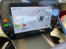 Carica l&#39;immagine nel visualizzatore di Gallery, DUCATI PANIGALE V4 - 2019 - KM 17827
