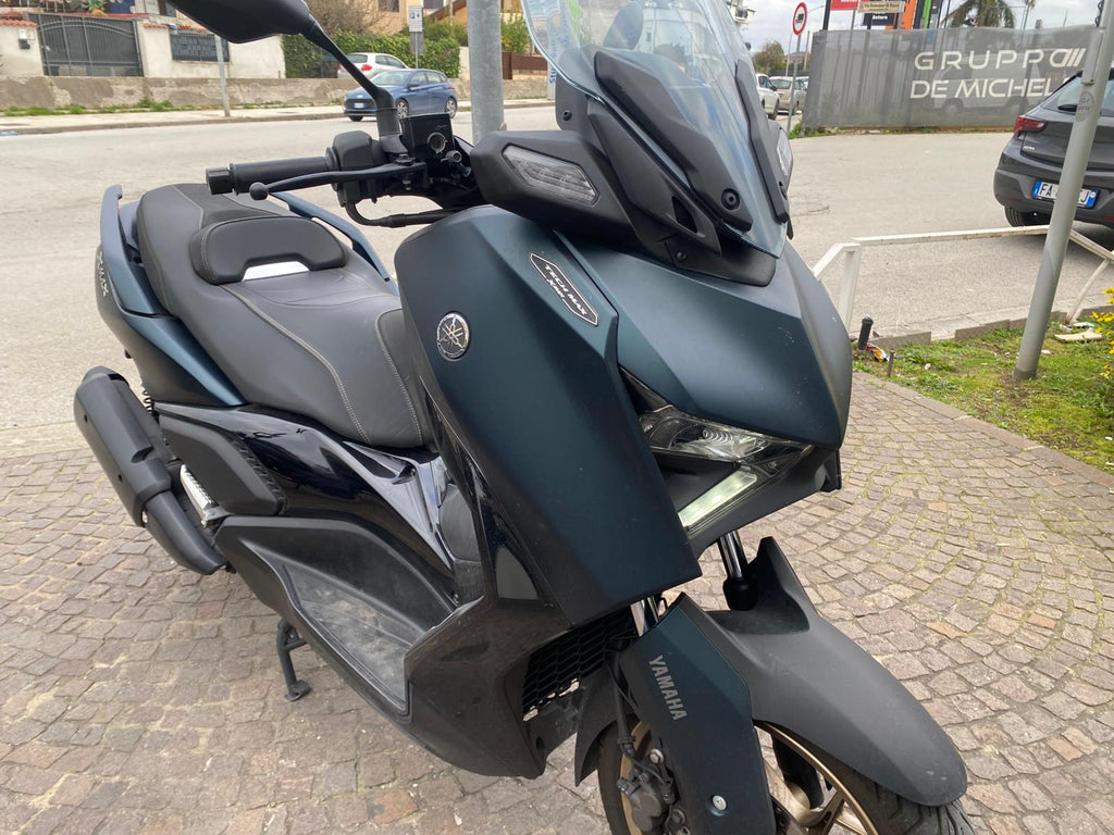 YAMAHA X MAX 300 TECH MAX - 2023 - KM 13290