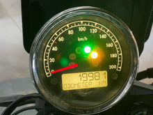 Carica l&#39;immagine nel visualizzatore di Gallery, MOTO GUZZI V7 III STONE - 2018 - KM 19981