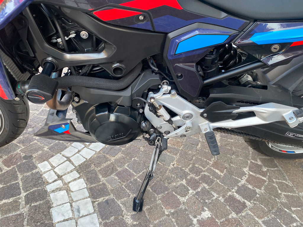 BMW F 900 R - 2023 - KM 11488