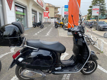 Carica l'immagine nel visualizzatore di Gallery, PIAGGIO VESPA GTS 300 - 2017 - KM 48494