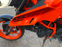 Carica l'immagine nel visualizzatore di Gallery, KTM 390 DUKE - 2025 - KM 9869
