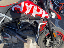Carica l'immagine nel visualizzatore di Gallery, DUCATI HYPERMOTARD 950 RVE - 2022 - KM 32199