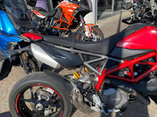 Carica l'immagine nel visualizzatore di Gallery, DUCATI HYPERMOTARD 950 - 2019 - KM 13051