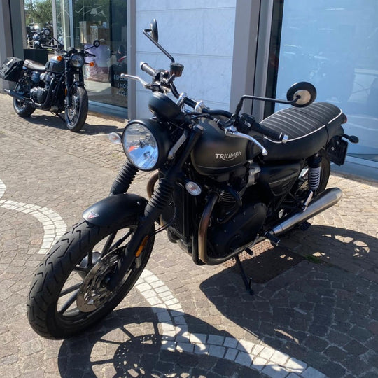 TRIUMPH STREET TWIN - 2021 - KM 10058