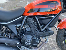 Carica l&#39;immagine nel visualizzatore di Gallery, DUCATI SCRAMBLER 400 SIXTY 2 - 2019 - KM 21357