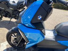Carica l'immagine nel visualizzatore di Gallery, BMW C 400 X - 2019 - KM 38547
