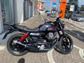 MOTO GUZZI V7 STONE - 2023 - KM 10434