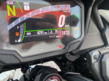 Carica l'immagine nel visualizzatore di Gallery, KAWASAKI VERSYS 650 - 2024 - KM 8791