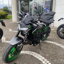 Carica l'immagine nel visualizzatore di Gallery, KAWASAKI Z 900 - 2023 - KM 15803