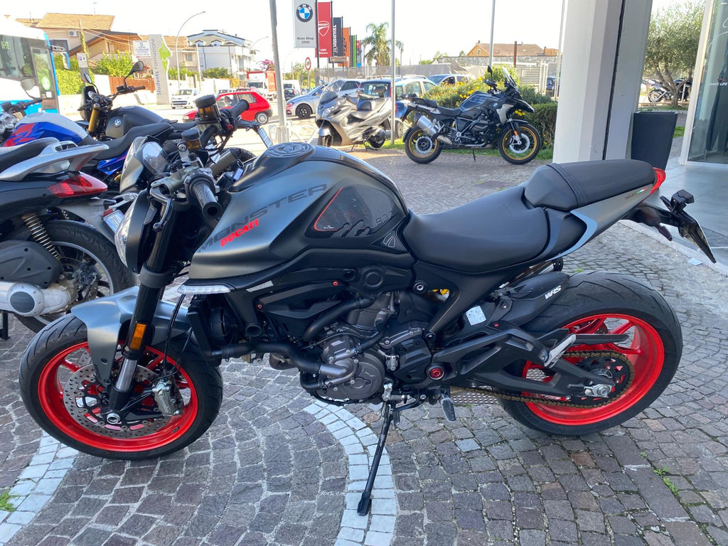 DUCATI MONSTER 937 + - 2022 - KM 15624
