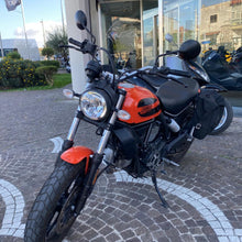 Carica l&#39;immagine nel visualizzatore di Gallery, DUCATI SCRAMBLER 400 SIXTY 2 - 2019 - KM 21357